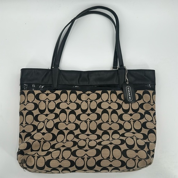 Coach Printed‎ Signature Tote - Picture 1 of 11